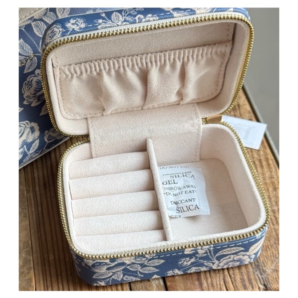 Rifle Paper Co • English Rose • Jewelry Box